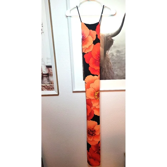 New Floral Backless Maxi Dress - Small - Picture 1 of 9